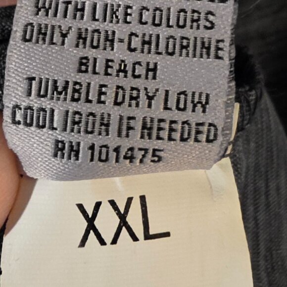 SALE!The "Ohio State Buckeyes"  dark gray v-neck shirt women XXL - New with tags - Picture 6 of 6